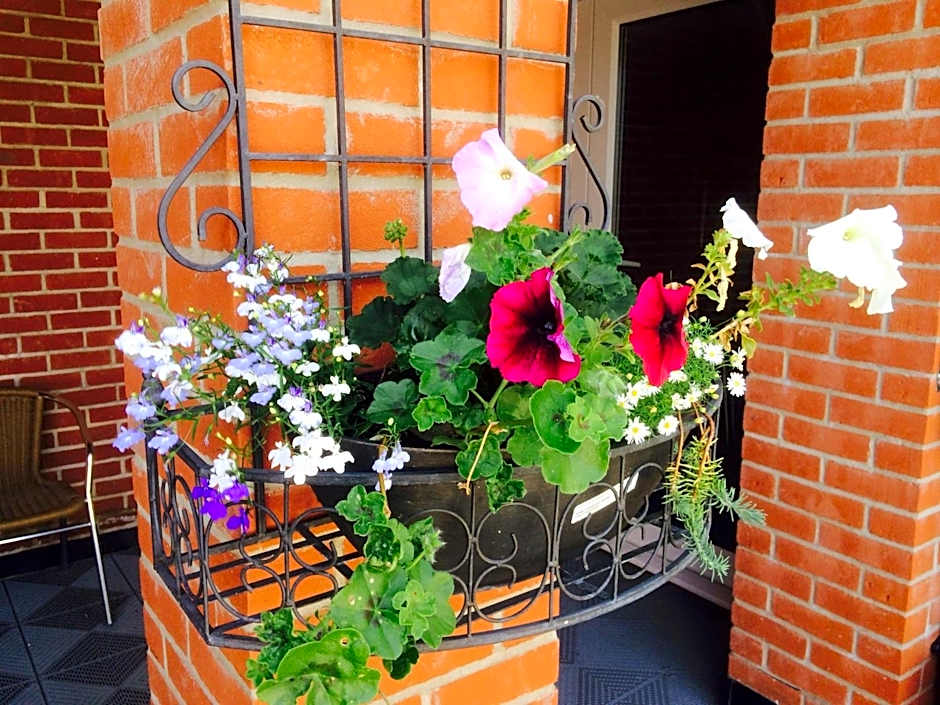 Star Anglia Hotel City Center by OYO