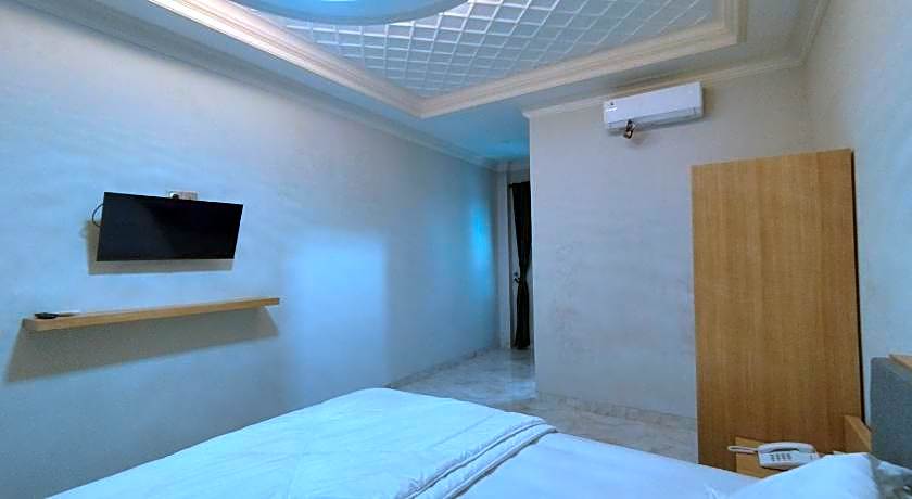 Maulidia Hotel Syariah & Convention Center