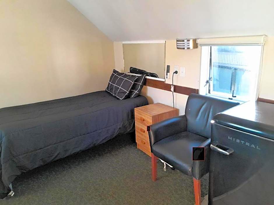 747 Motel