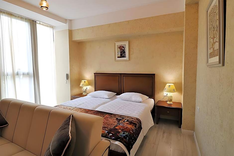 Hotel Liberty Theatre