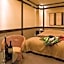 HOTEL TO