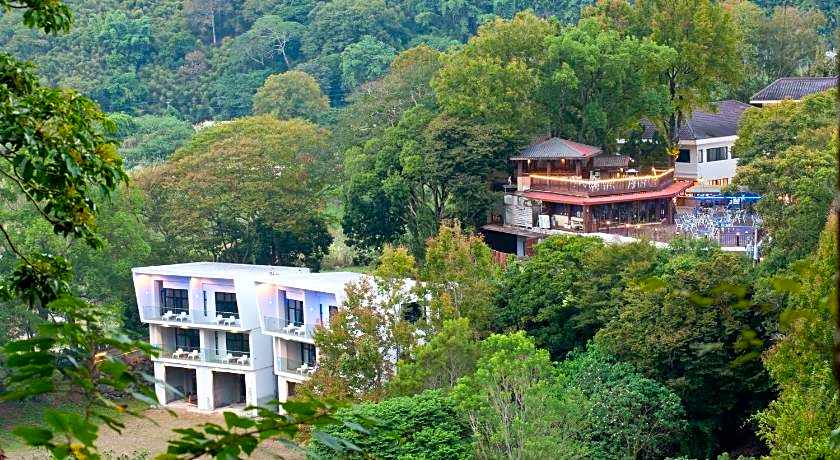 Hu Shan Hot Spring Hotel