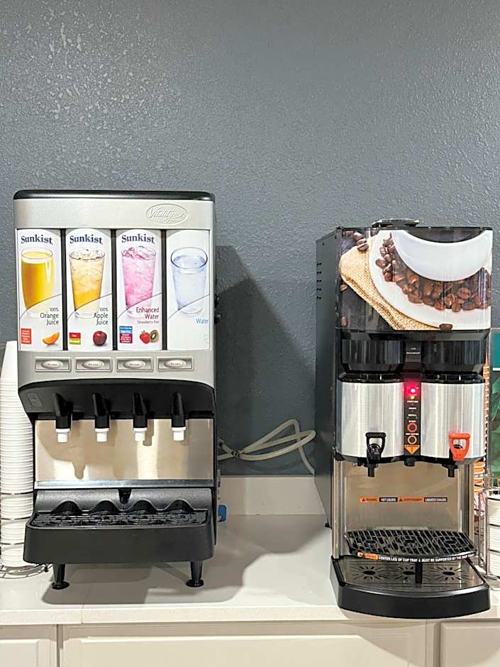 Quality Inn & Suites Eau Claire University Area