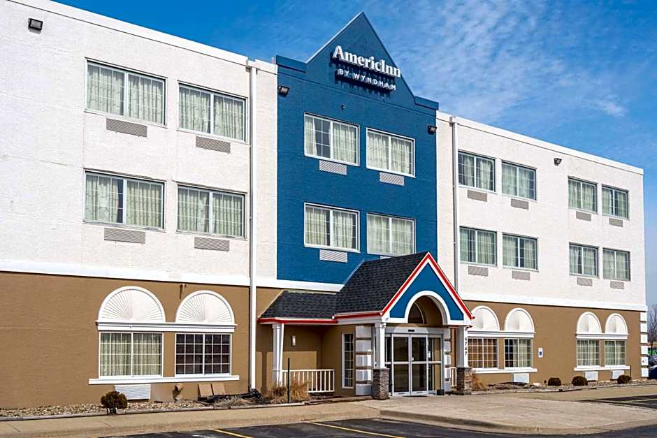 AmericInn by Wyndham Cedar Rapids North