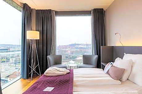 Standard with 1 Double Bed