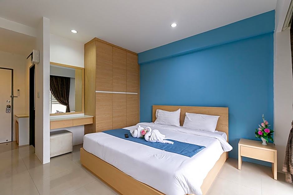 Ruan Plaisoi Apartment