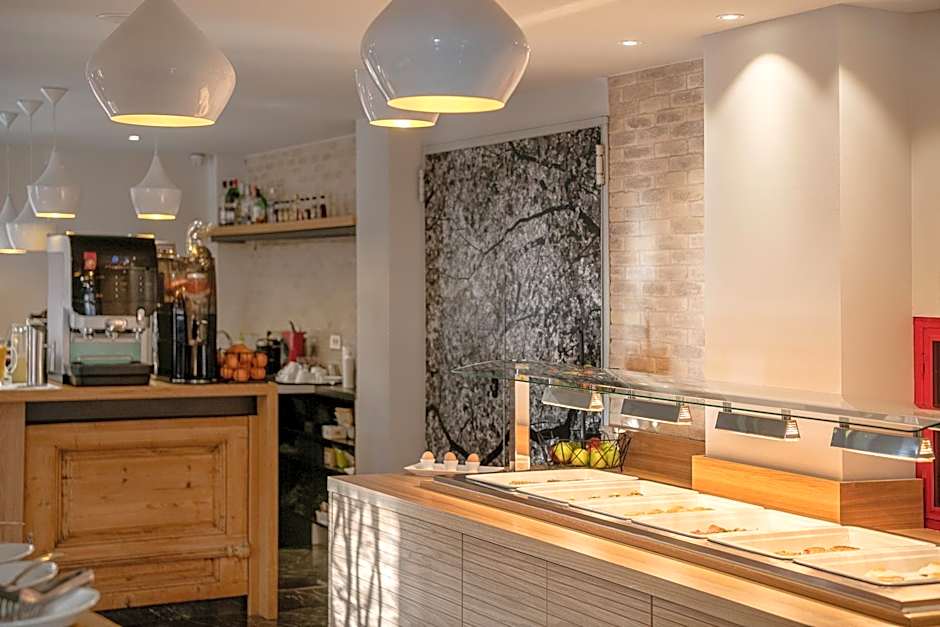 Elia Kentron