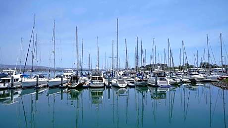 Queen Studio - Non-Smoking