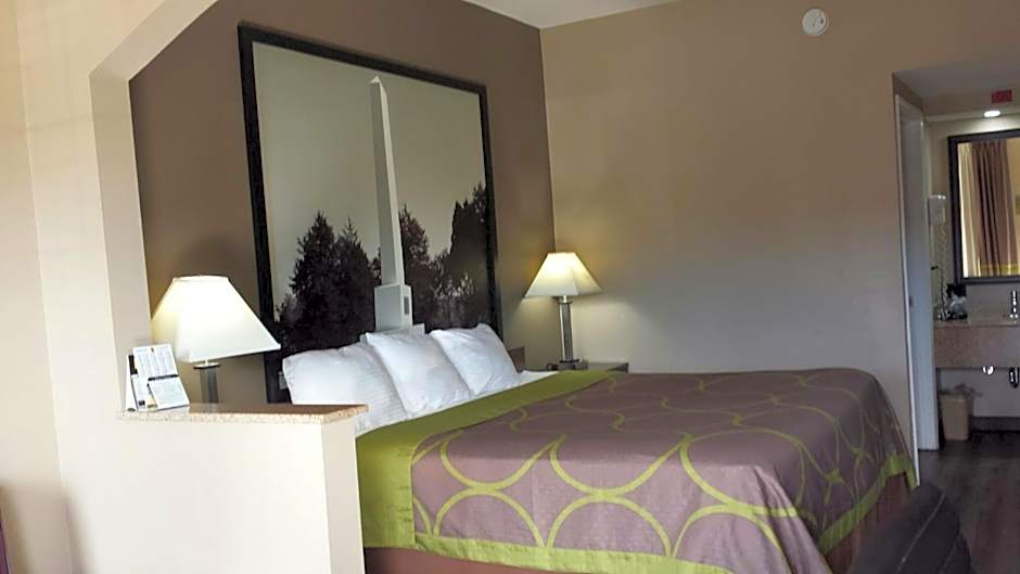 Super 8 by Wyndham Murfreesboro