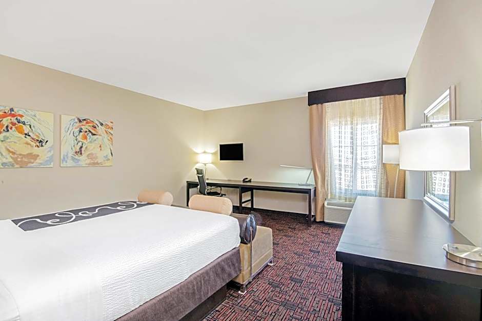 La Quinta Inn & Suites by Wyndham Elk City