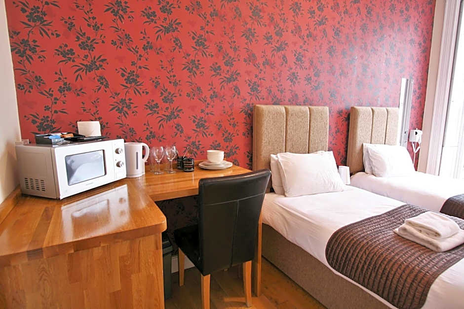 Central Studios Gloucester Place by Roomsbooked