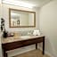 Travelodge by Wyndham Macon West