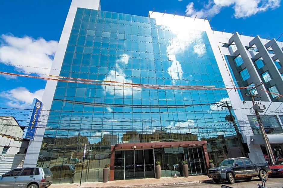 Oscar Hotel Executive