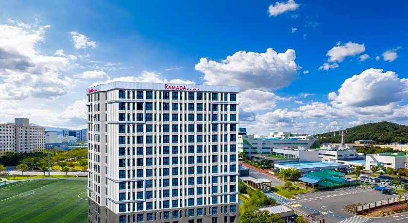 Ramada by Wyndham Gumi