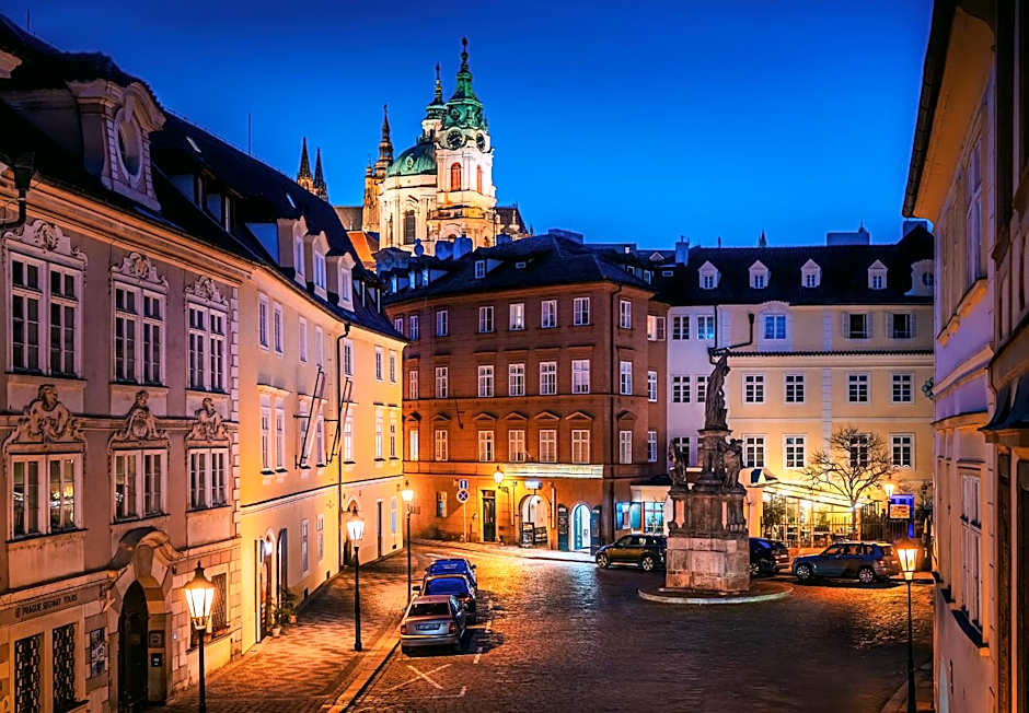 Old Royal Post Boutique Hotel & Premium Suites