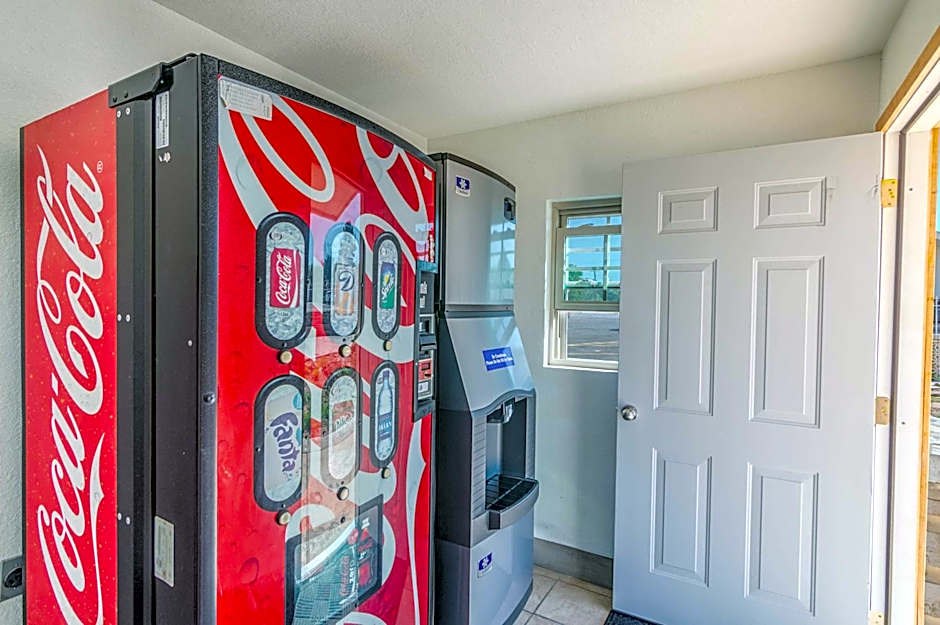 Motel 6-Childress, TX