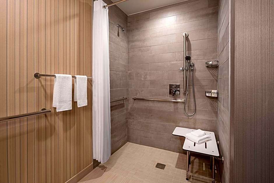 Courtyard by Marriott Petaluma Sonoma County