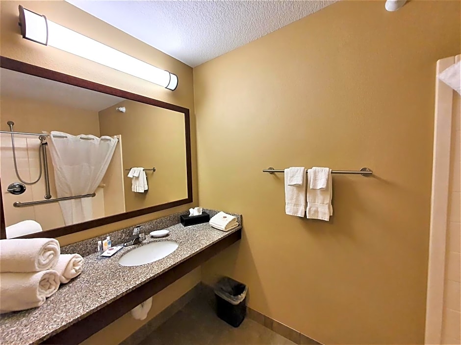 AmeriVu Inn and Suites - Chisago City