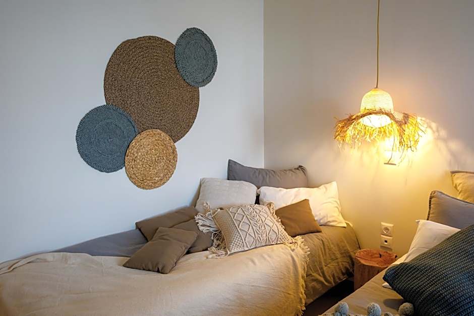 Arcadia Luxury Rooms Seaside Cuisine