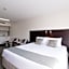 St Ives Motel Apartments