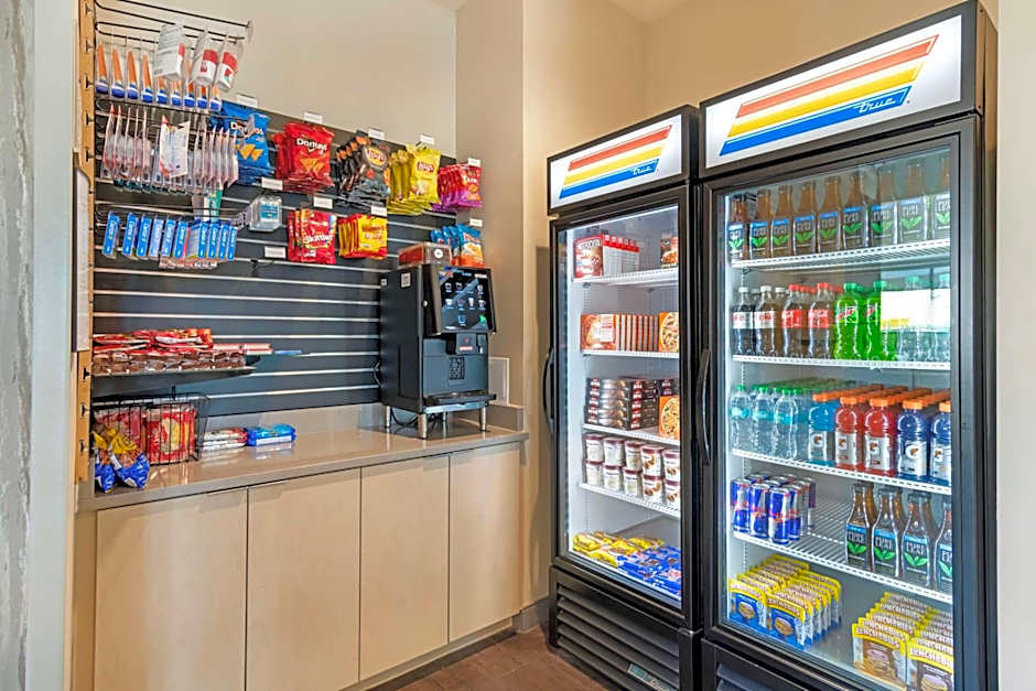 Best Western Plus Executive Residency Rigby's Water World Hotel