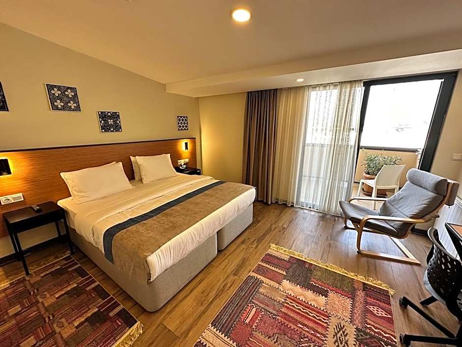 N'ALA OTEL