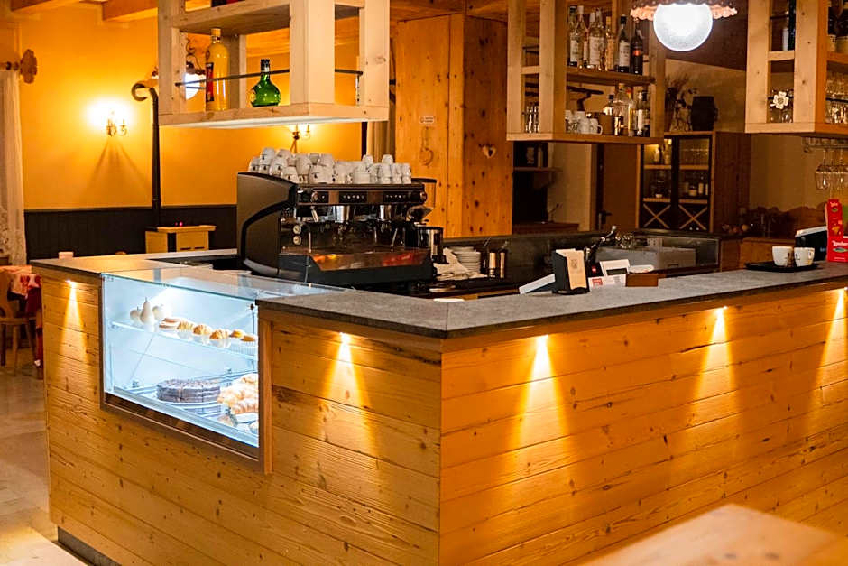 Hotel Dolomiti Des Alpes