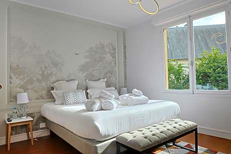 King Room with Spa Bath