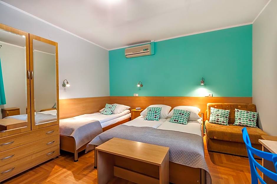 Eko Hotel Na Wierzynka & Park Pinokia