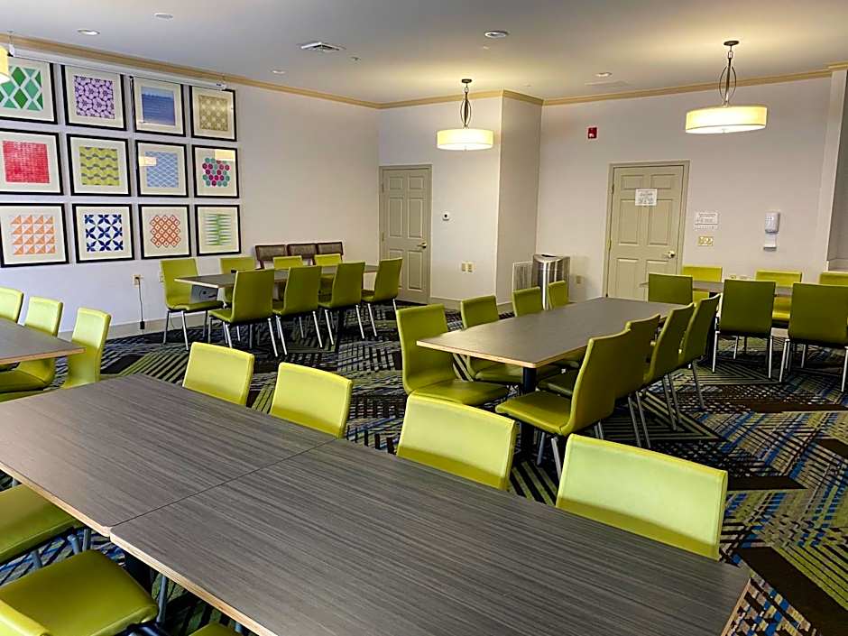 Holiday Inn Express Indianapolis North-Carmel By IHG