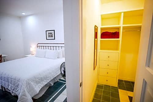 Casa Bruselas