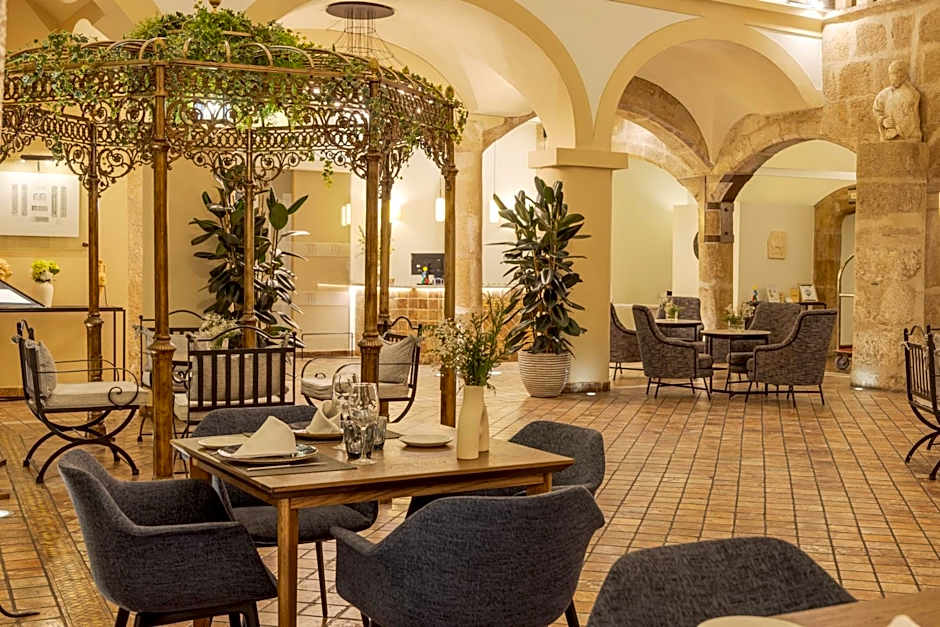 Hotel Ilunion Merida Palace