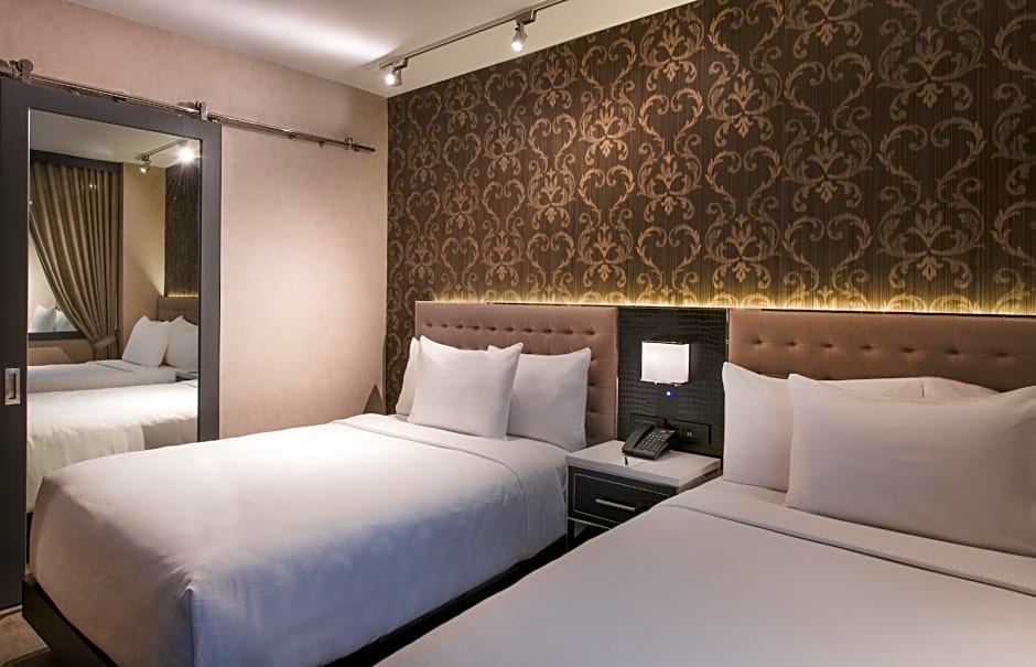 Aliz Hotel Times Square