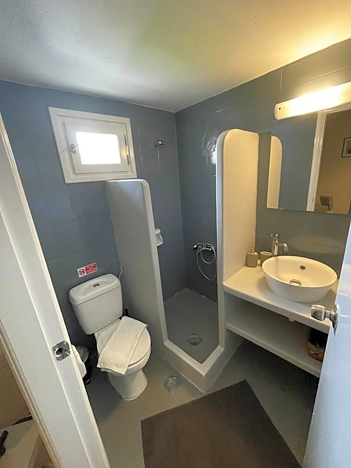 Spanos Apartments - Panteli