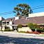 Cannery Row Inn