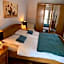 FHS ApartHotel