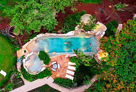 Latica Lodge