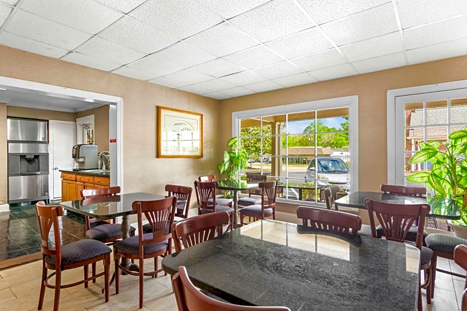 Rodeway Inn Historic