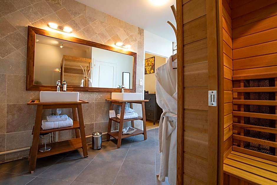 Le Castel Pierre - 7ch&7sdb avec clim, piscine XL, salle fitness et sauna pour 18 personnes