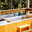 Finger Lakes Treehouse