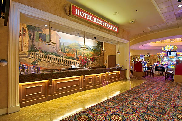 Suncoast Hotel & Casino