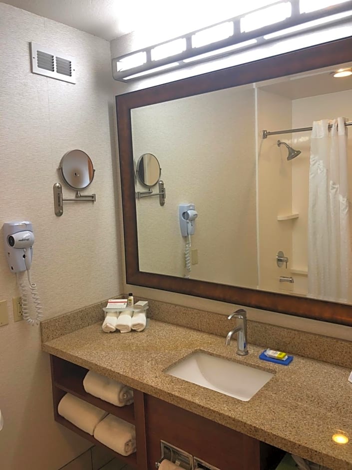 Holiday Inn Express Berkeley By IHG