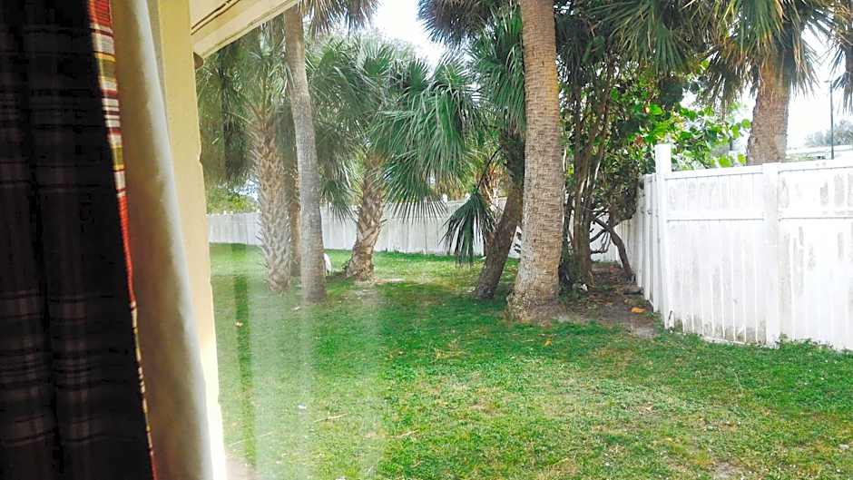 Sunset Inn- Fort Pierce, FL