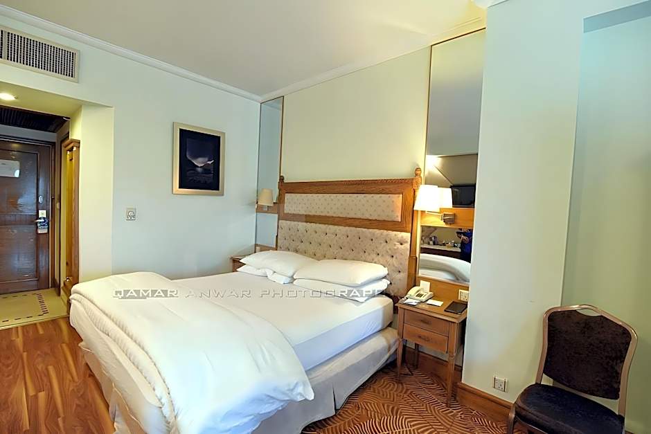 Hotel Crown Plaza Islamabad