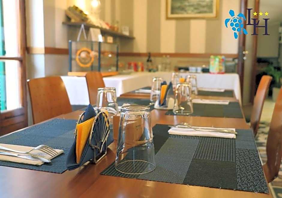 Hotel Lora RDA Luxury