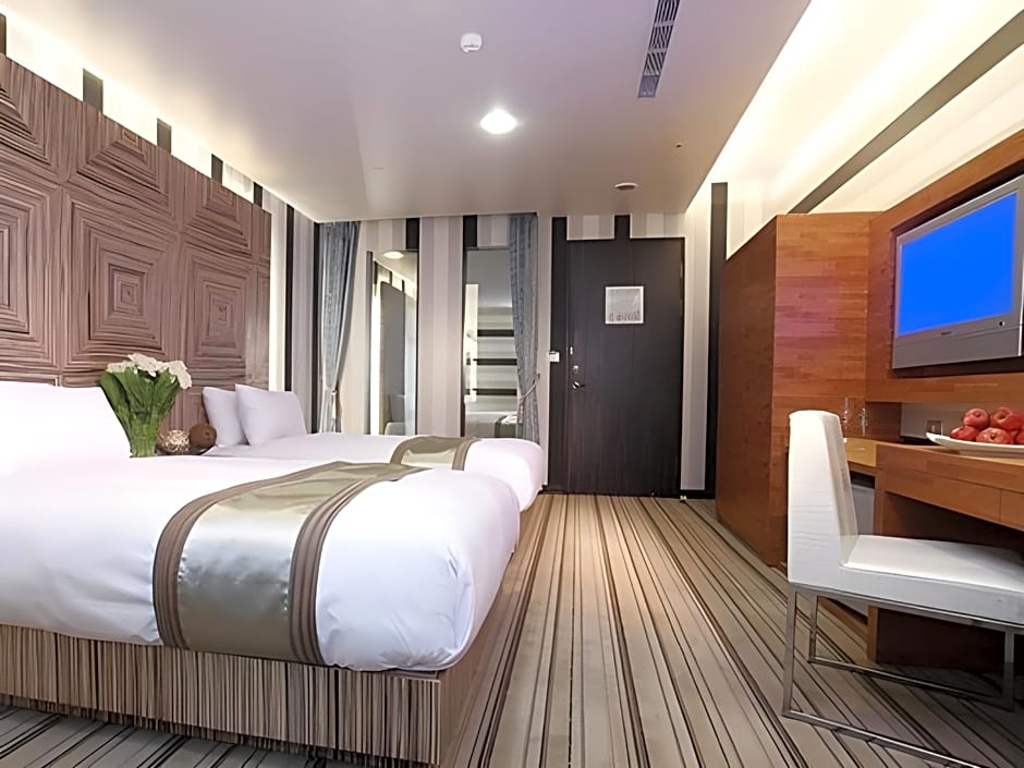 Yoai Hotel