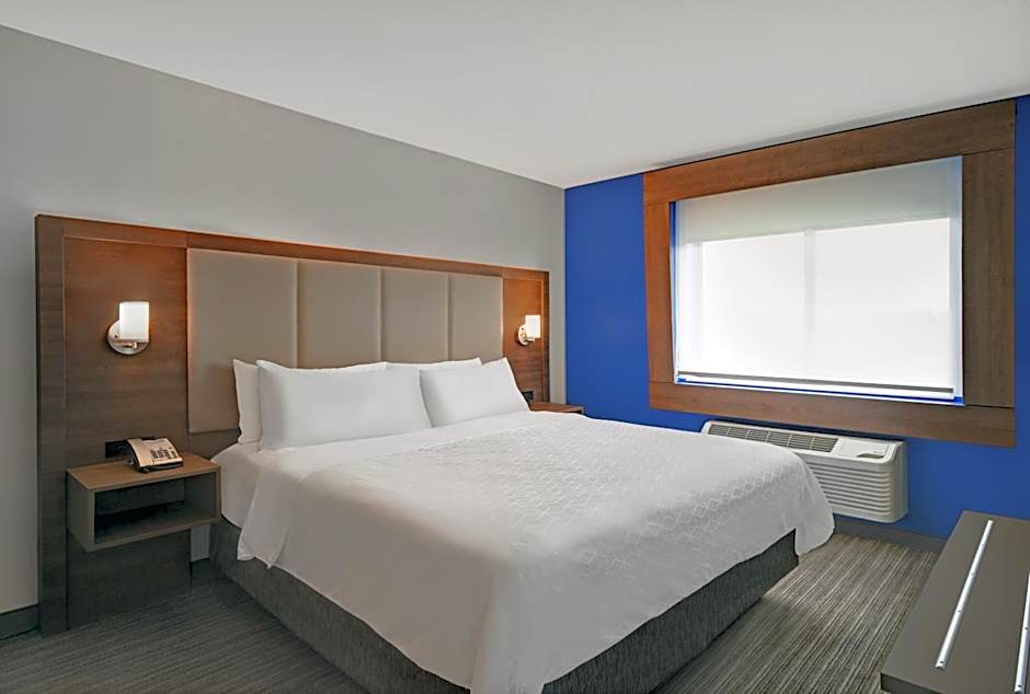 Holiday Inn Express Adrian Hotel By IHG