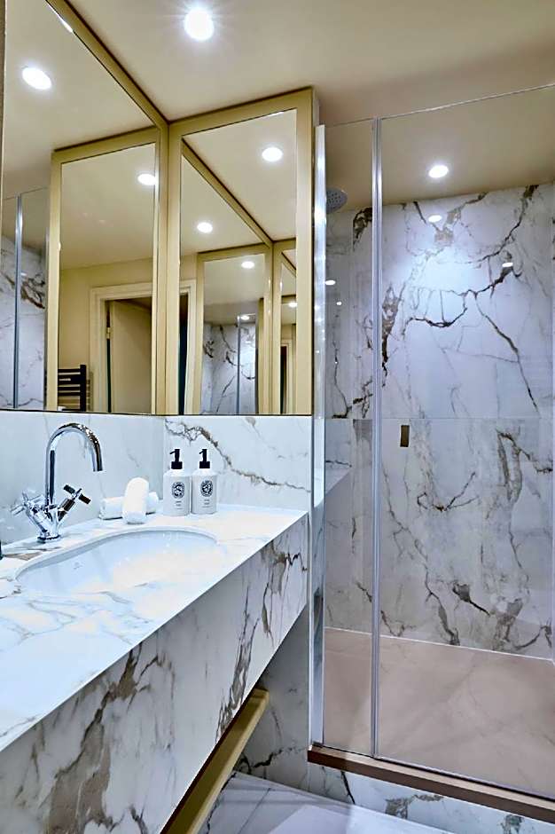 Prince De Conti Hotel