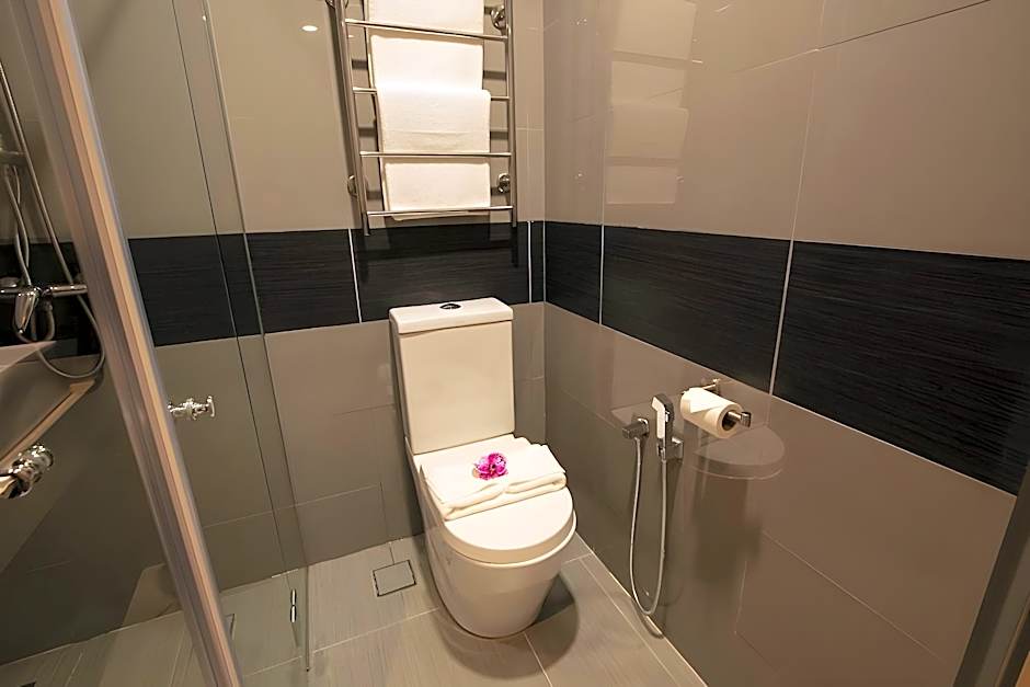 AZ Hotel and Serviced Apartments