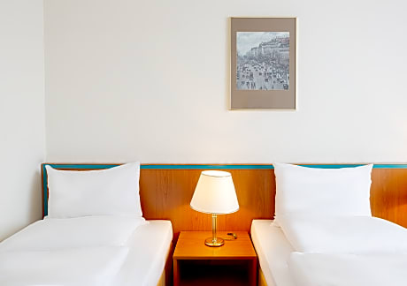 Standard Room double or twin bed 
16-24 sqm